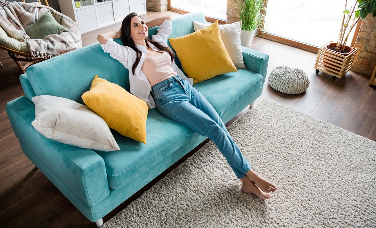 Proportion of Brazilians living alone grows 52% in 12 years