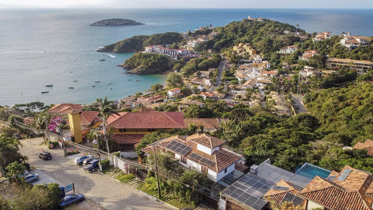 Sun and Beaches Dominate Travel Searches in Brazil