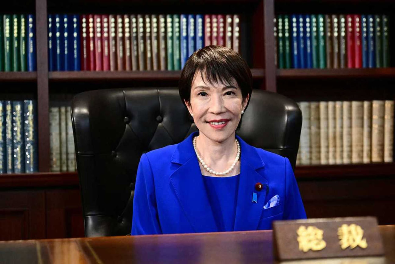 For the First Time, a Woman Assumes Leadership of the Japanese Government