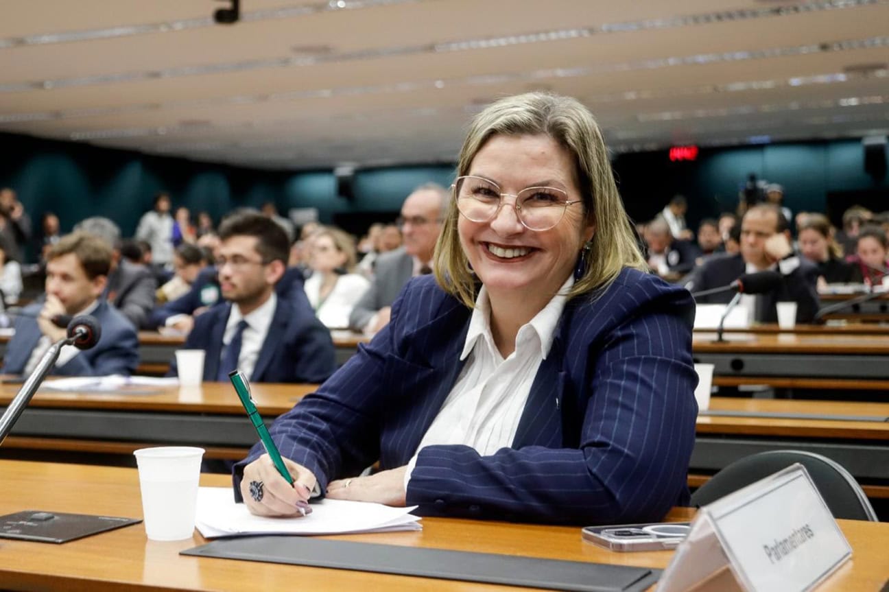 Peak Season with Ana Paula Junqueira Leão: Legacy in the Field and Politics