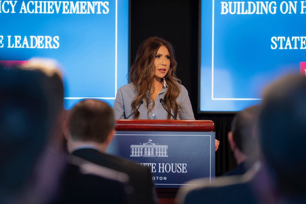 Trump to Expand List Prohibiting Foreigners from Entering the US